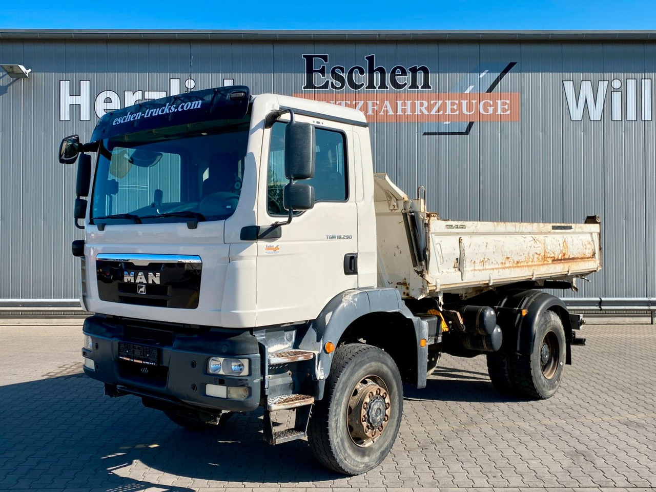 MAN TGM 18.290 4x4 | MEILLER*AHK*Oel*Blatt*1.Hand - Camião basculante: foto 1 MAN TGM 18.290 4x4 | MEILLER*AHK*Oel*Blatt*1.Hand - Camião basculante: foto 1