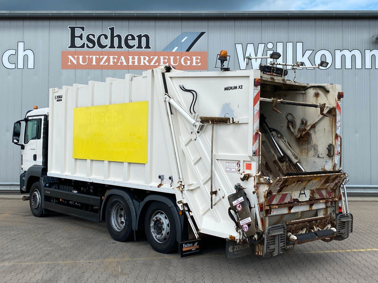 MAN TGS 26.320 6x2-4 | Zöller Medium X2EC24*3x Sitze - Caminhão de lixo: foto 3 MAN TGS 26.320 6x2-4 | Zöller Medium X2EC24*3x Sitze - Caminhão de lixo: foto 3