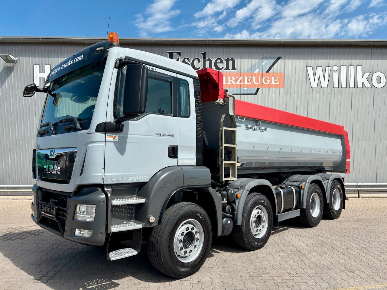 MAN TGS 35.420 8x4 BL | MEILLER*Rollplane*Navi*Klima - Camião multibenne: foto 1 MAN TGS 35.420 8x4 BL | MEILLER*Rollplane*Navi*Klima - Camião multibenne: foto 1