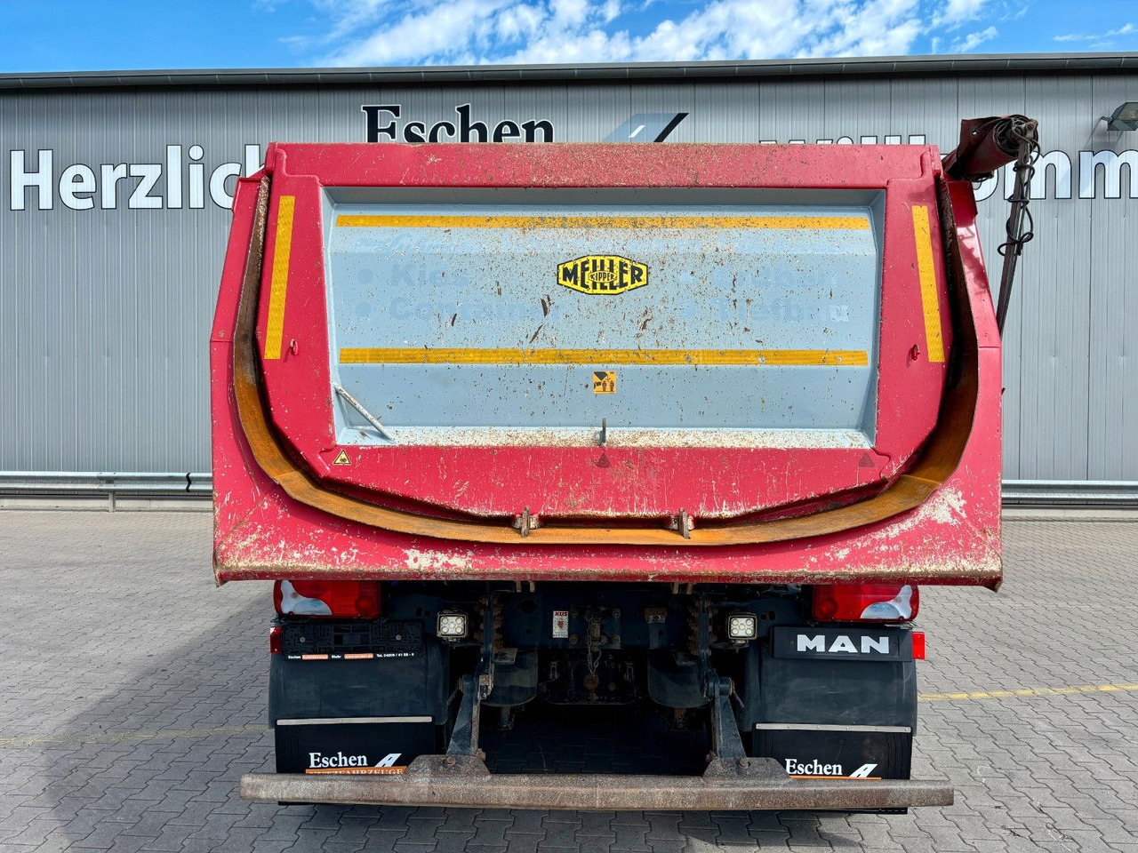 MAN TGS 35.420 8x4 BL | MEILLER*Rollplane*Navi*Klima - Camião basculante: foto 5 MAN TGS 35.420 8x4 BL | MEILLER*Rollplane*Navi*Klima - Camião basculante: foto 5