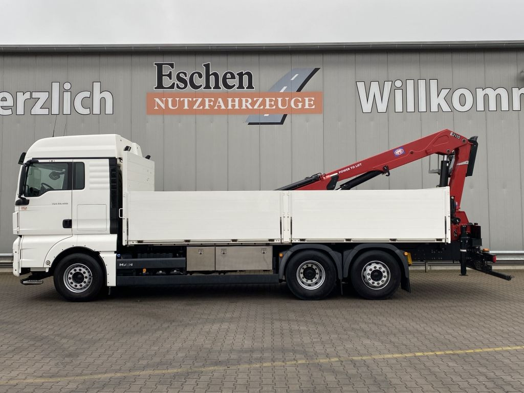 MAN TGX 26.500 6x2-4 LL | HMF 2110-Kran*XLX*Navi*AHK - Camião de caixa aberta/ Plataforma, Camião grua: foto 2 MAN TGX 26.500 6x2-4 LL | HMF 2110-Kran*XLX*Navi*AHK - Camião de caixa aberta/ Plataforma, Camião grua: foto 2