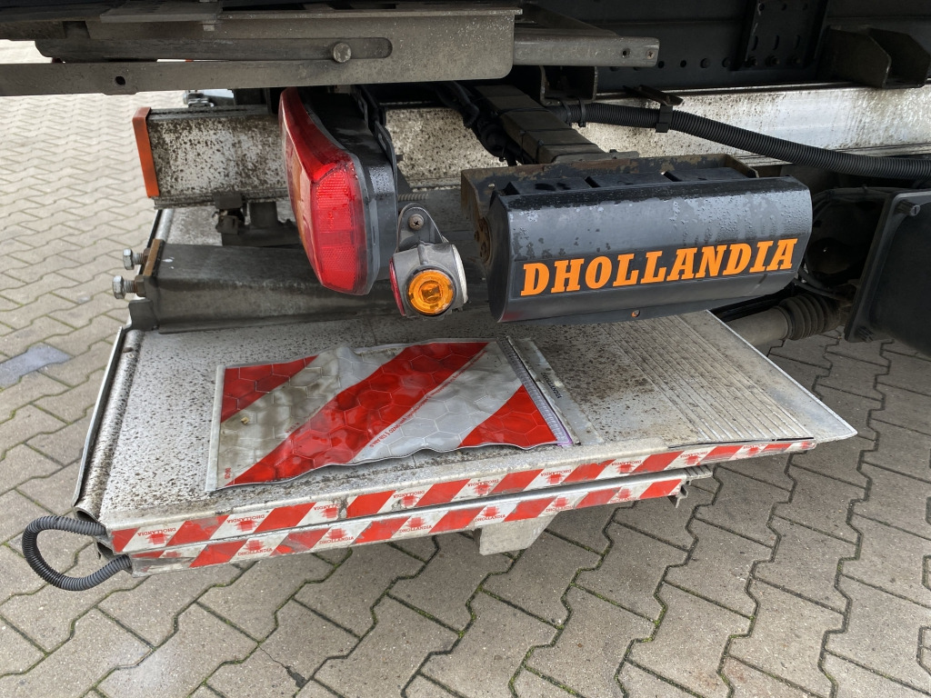 Mercedes-Benz 1523 L Atego / Dhollandia LBW - Camião frigorífico: foto 3 Mercedes-Benz 1523 L Atego / Dhollandia LBW - Camião frigorífico: foto 3