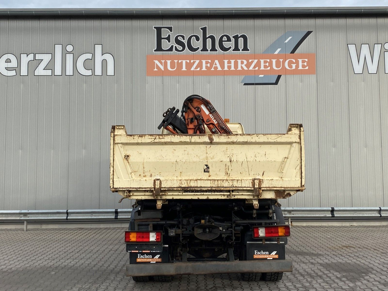 Mercedes-Benz 1833 4x4 Axor | Atlas 105.2-A2*Funk*AHK*3 Sitze - Camião basculante, Camião grua: foto 5 Mercedes-Benz 1833 4x4 Axor | Atlas 105.2-A2*Funk*AHK*3 Sitze - Camião basculante, Camião grua: foto 5