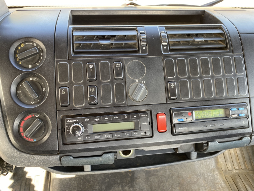 Leasing de Mercedes-Benz 818 K Atego Mercedes-Benz 818 K Atego: foto 13