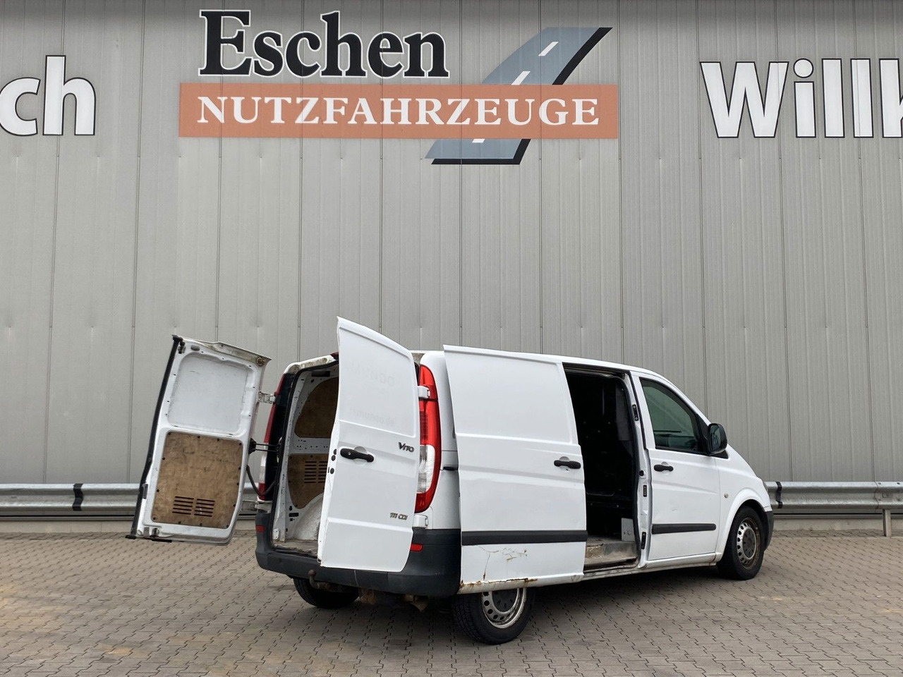 Mercedes-Benz Vito Kastenwagen/Seitentür | manuell*AHK - Furgão de passageiros: foto 5 Mercedes-Benz Vito Kastenwagen/Seitentür | manuell*AHK - Furgão de passageiros: foto 5