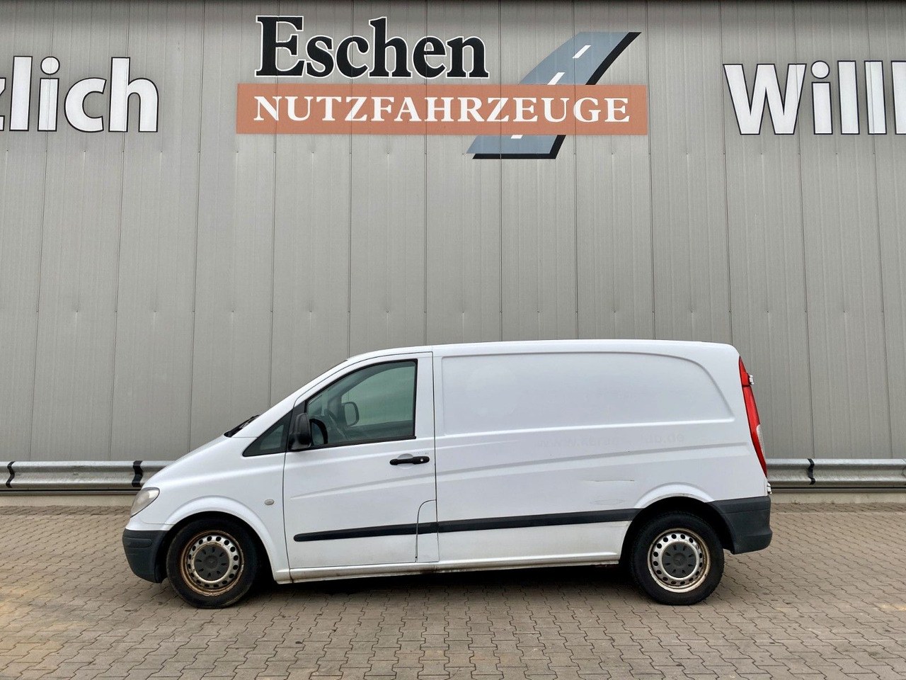 Mercedes-Benz Vito Kastenwagen/Seitentür | manuell*AHK - Furgão de passageiros: foto 2 Mercedes-Benz Vito Kastenwagen/Seitentür | manuell*AHK - Furgão de passageiros: foto 2
