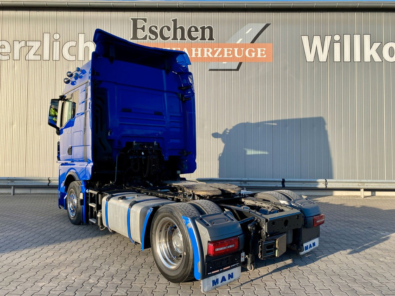 MAN TGX 18.510 |TG3*GM-Kabine*Retarder*ACC*Navi*1.Hd - Tractor: foto 3 MAN TGX 18.510 |TG3*GM-Kabine*Retarder*ACC*Navi*1.Hd - Tractor: foto 3