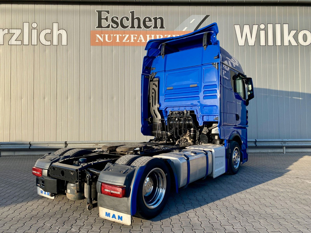 MAN TGX 18.510 |TG3*GM-Kabine*Retarder*ACC*Navi*1.Hd - Tractor: foto 5 MAN TGX 18.510 |TG3*GM-Kabine*Retarder*ACC*Navi*1.Hd - Tractor: foto 5