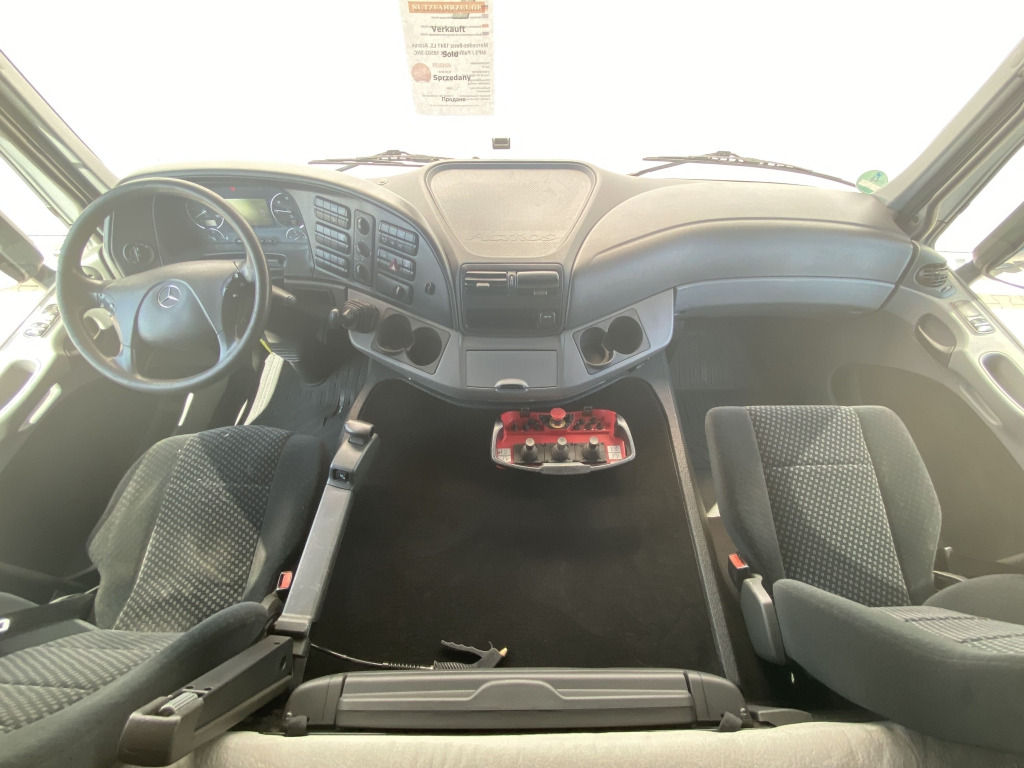Tractor Mercedes-Benz 1841 LS, Actros MP3 / Palfinger PK 18502-SHC: foto 16