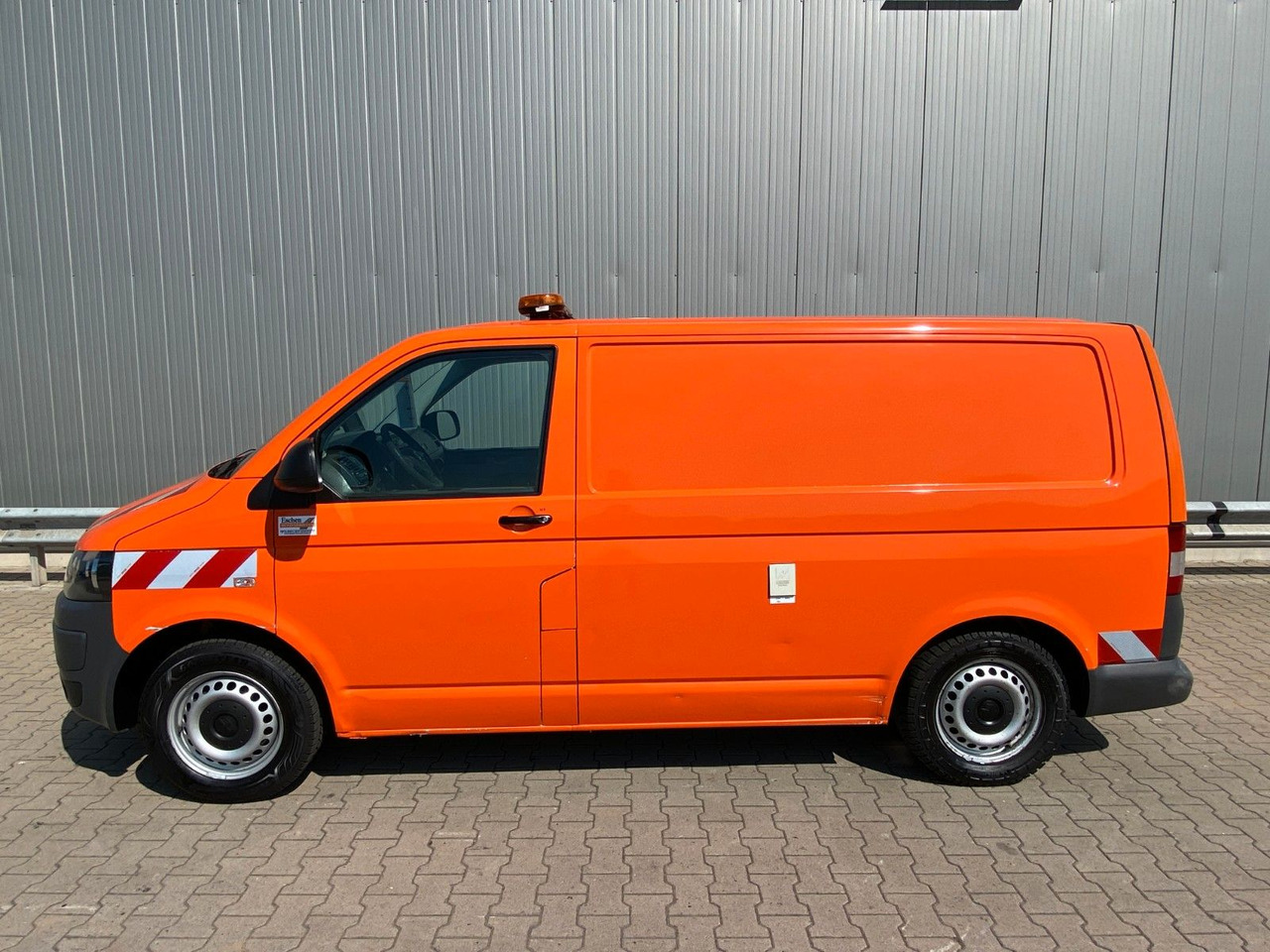Volkswagen T5 Kanalfahrzeug | IBAK-Anlage*Schiebetür*Klima - Furgão de passageiros: foto 3 Volkswagen T5 Kanalfahrzeug | IBAK-Anlage*Schiebetür*Klima - Furgão de passageiros: foto 3