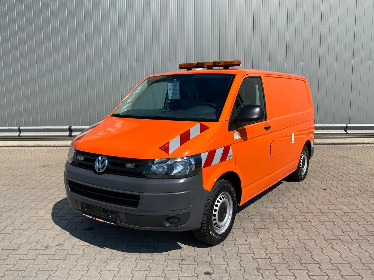 Volkswagen T5 Kanalfahrzeug | IBAK-Anlage*Schiebetür*Klima - Furgão de passageiros: foto 2 Volkswagen T5 Kanalfahrzeug | IBAK-Anlage*Schiebetür*Klima - Furgão de passageiros: foto 2