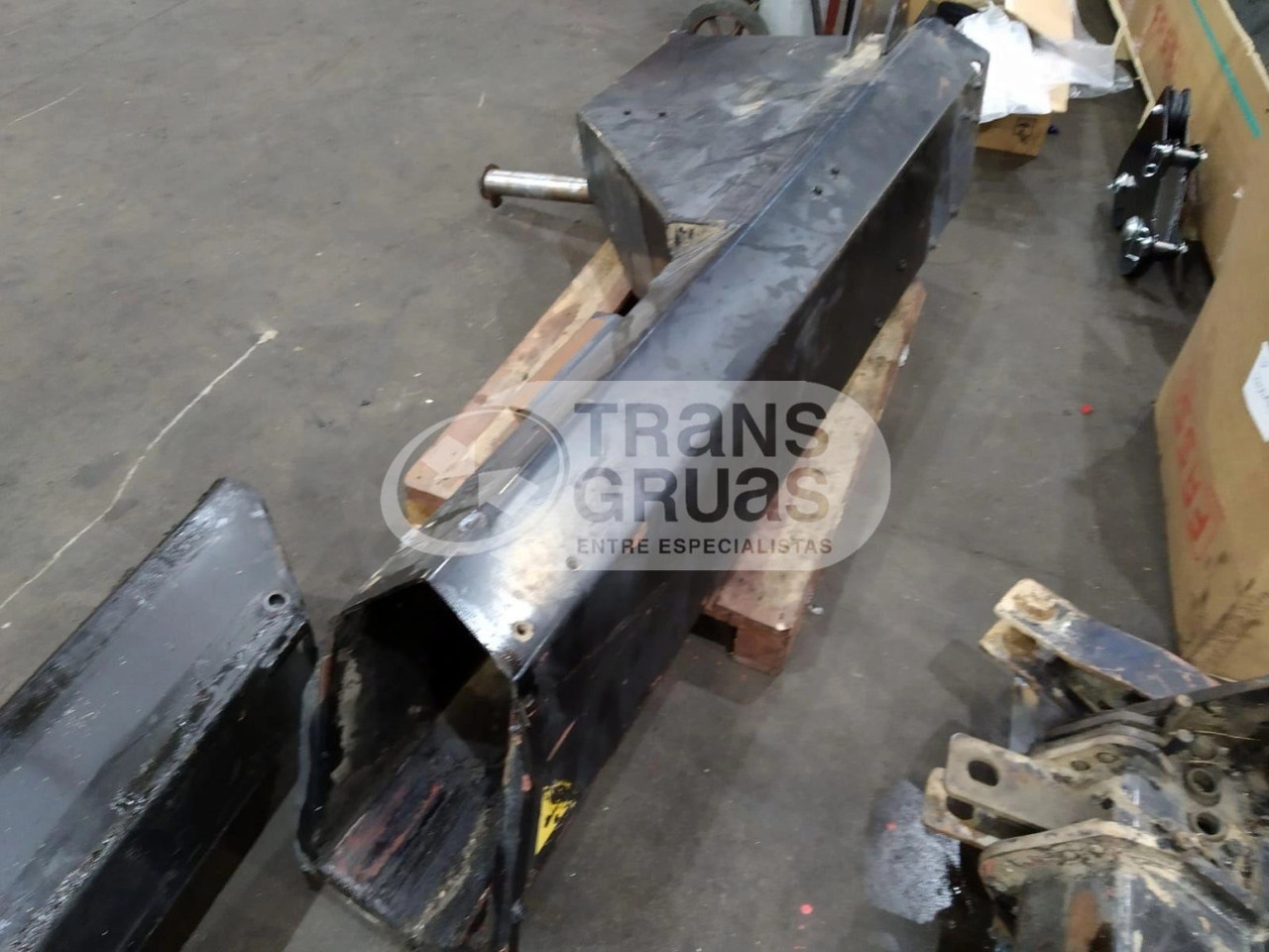 Brazo secundario grúa Hiab 330-5 - Grua para camião: foto 4 Brazo secundario grúa Hiab 330-5 - Grua para camião: foto 4