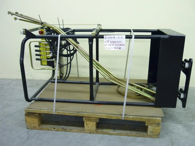 Kit mandos en alto 4 funciones - Equipamento por Guindaste: foto 3 Kit mandos en alto 4 funciones - Equipamento por Guindaste: foto 3