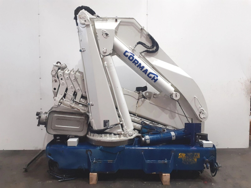 Grúa Cormach 28000 E4 - Grua para camião por Camião: foto 1 Grúa Cormach 28000 E4 - Grua para camião por Camião: foto 1