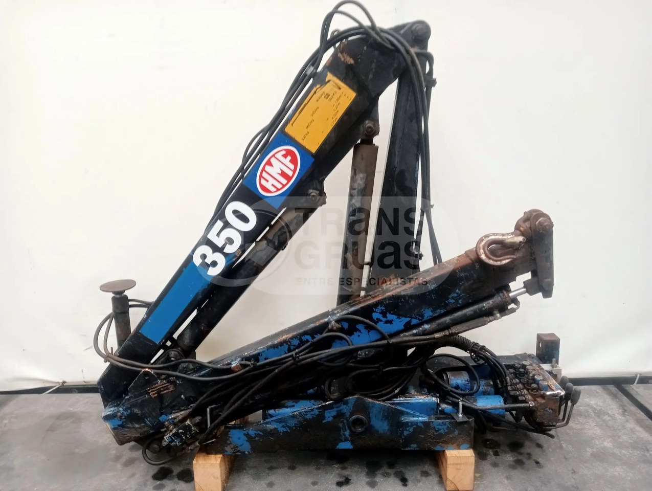 Grúa hidráulica HMF 352 K2 - Grua para camião: foto 1 Grúa hidráulica HMF 352 K2 - Grua para camião: foto 1