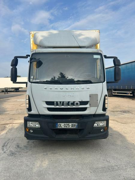 Iveco Eurocargo 160E18 - Camião furgão: foto 2 Iveco Eurocargo 160E18 - Camião furgão: foto 2
