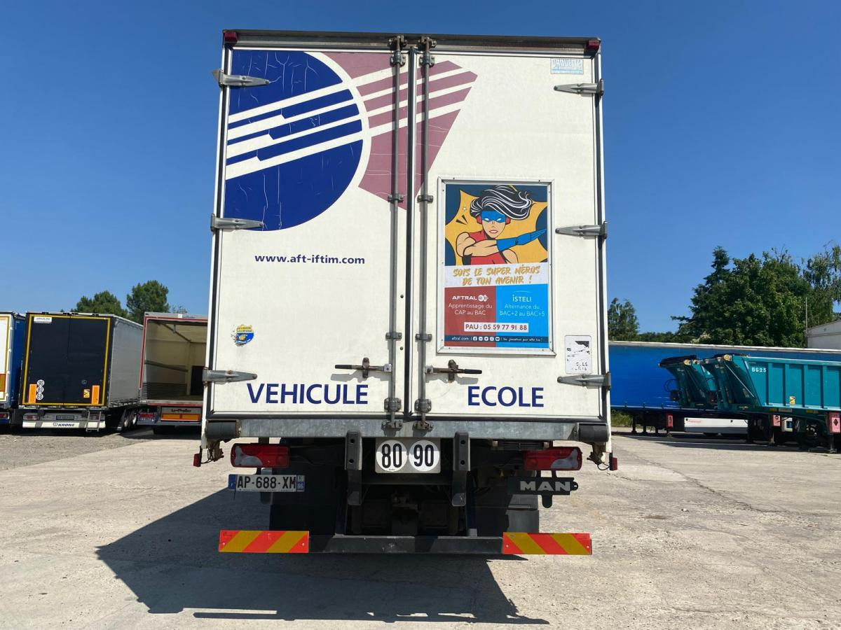 Camião de lona MAN TGX 18.360: foto 9