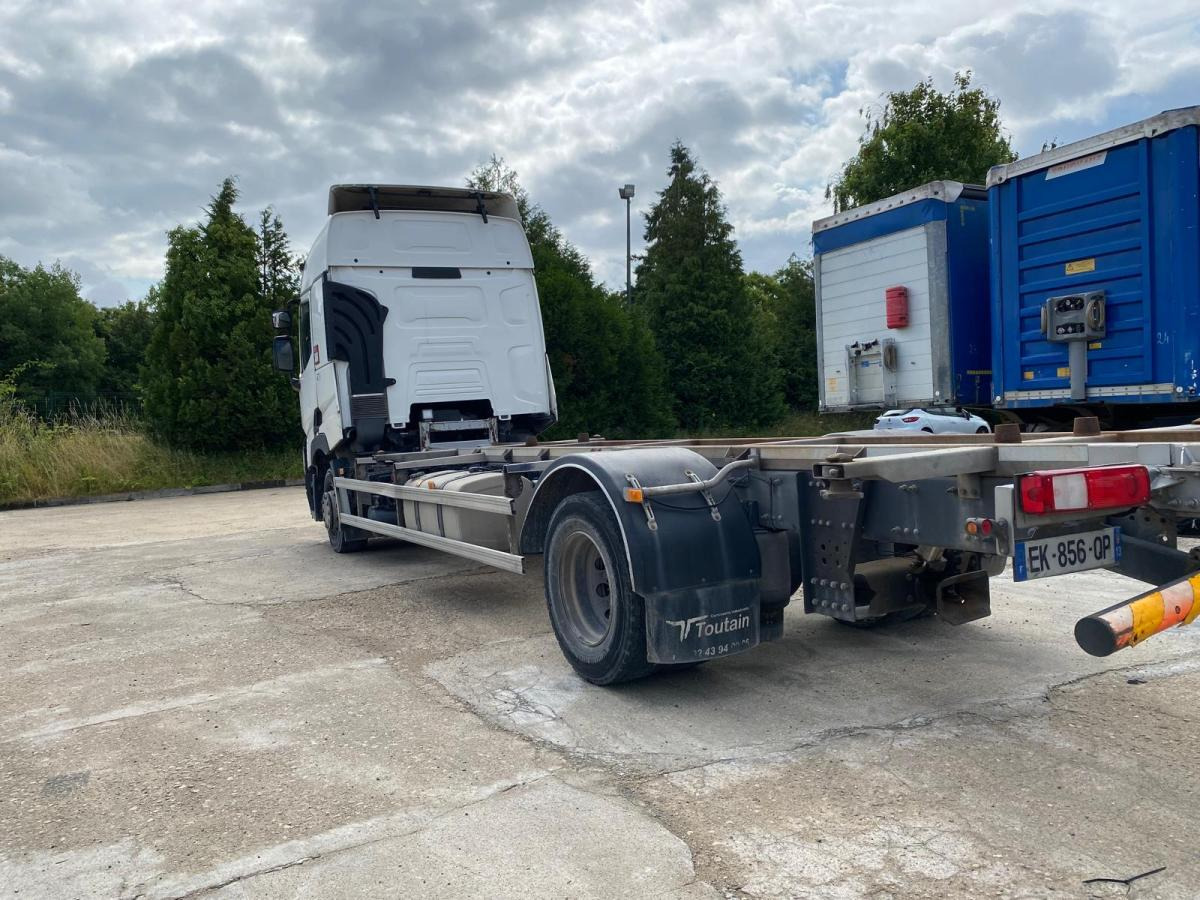 Renault Gamme T 460 - Camião transportador de contêineres/ Caixa móvel: foto 3 Renault Gamme T 460 - Camião transportador de contêineres/ Caixa móvel: foto 3
