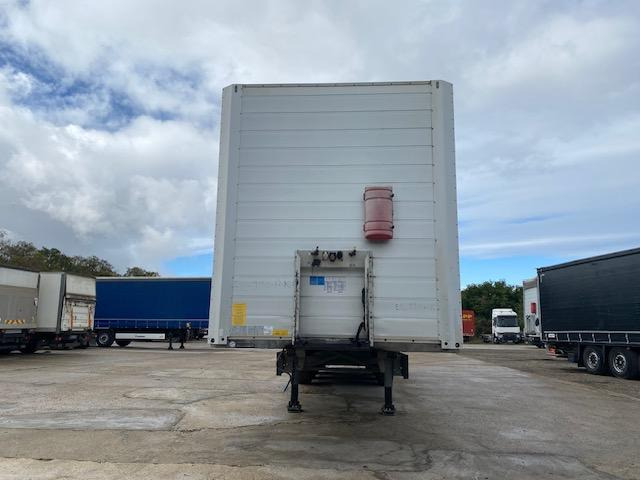 Schmitz Cargobull - Semi-reboque furgão: foto 2 Schmitz Cargobull - Semi-reboque furgão: foto 2