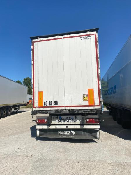 Schmitz Cargobull - Semi-reboque de lona: foto 3 Schmitz Cargobull - Semi-reboque de lona: foto 3