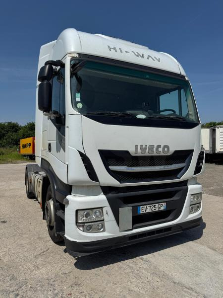Tractor Iveco Stralis AS 440: foto 1