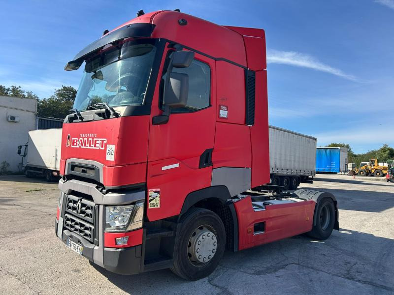 Renault T-Series 480 - Tractor: foto 1 Renault T-Series 480 - Tractor: foto 1