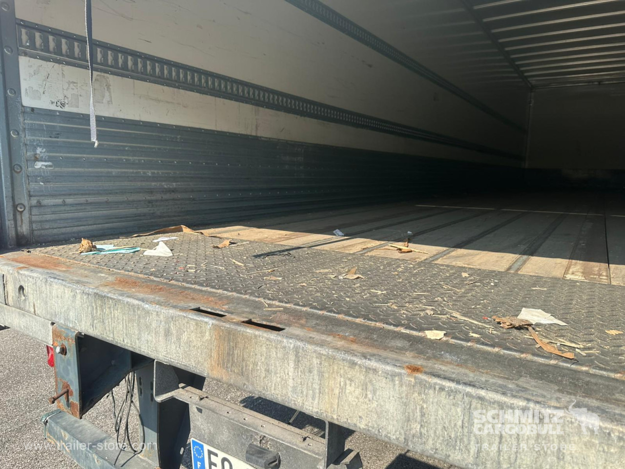 FRUEHAUF Dryfreight Standard Roller shutter door - Semi-reboque furgão: foto 4 FRUEHAUF Dryfreight Standard Roller shutter door - Semi-reboque furgão: foto 4