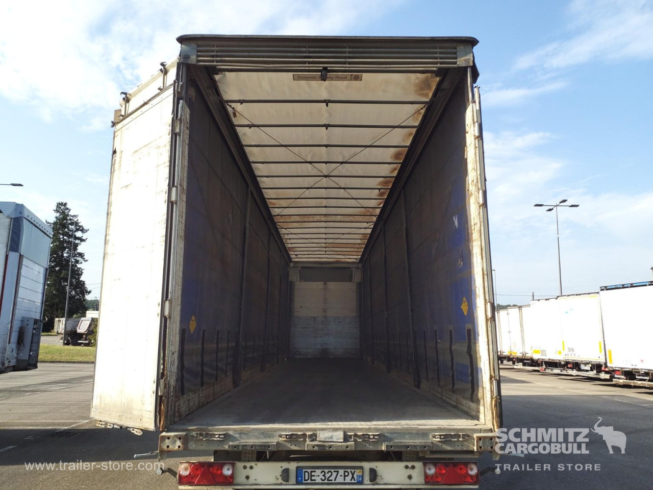 SCHMITZ Curtainsider Mega - Semi-reboque de lona: foto 5 SCHMITZ Curtainsider Mega - Semi-reboque de lona: foto 5