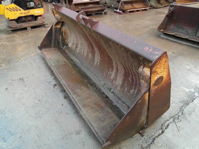 Case 580  - Balde para carregadeiras: foto 1 Case 580  - Balde para carregadeiras: foto 1