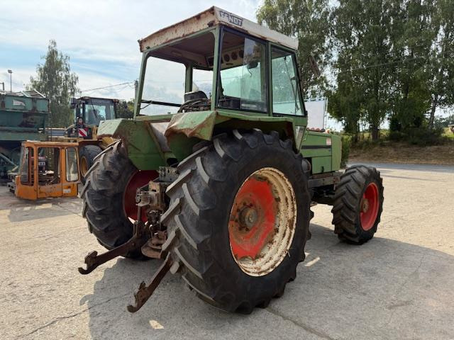 Fendt Favorit 612 LS Turbomatik - Trator: foto 3 Fendt Favorit 612 LS Turbomatik - Trator: foto 3