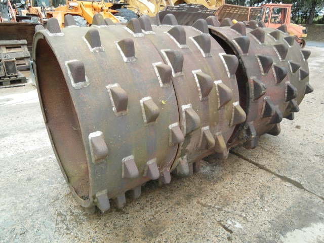 Hanomag 44 C + 55 C - Pneu por Máquina de construção: foto 1 Hanomag 44 C + 55 C - Pneu por Máquina de construção: foto 1