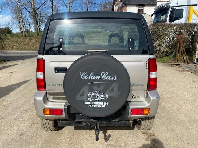 Automóvel Suzuki Jimny: foto 18