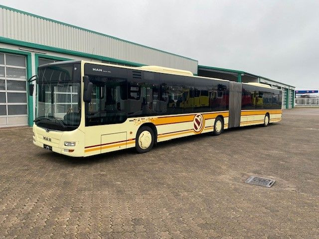 MAN A 23 Lions City Gelenkbus KLIMA 60 Sitze GURTE - Autocarro articulado: foto 2 MAN A 23 Lions City Gelenkbus KLIMA 60 Sitze GURTE - Autocarro articulado: foto 2
