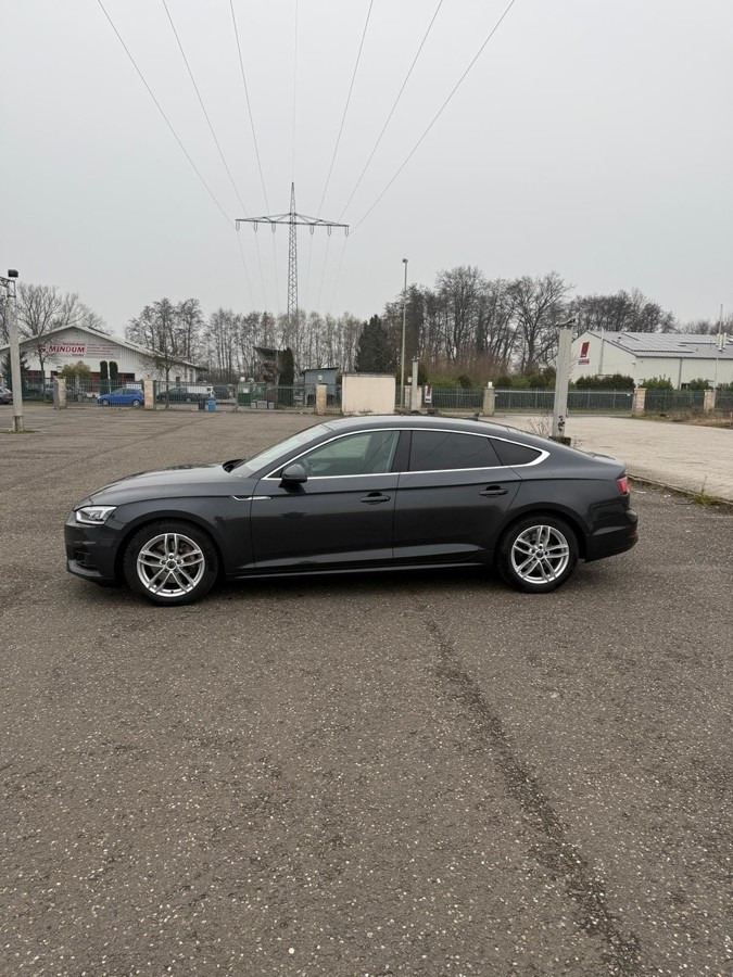 AUDI A5 Sportback 2.0 TDI Schräghecklimousine - Automóvel: foto 5 AUDI A5 Sportback 2.0 TDI Schräghecklimousine - Automóvel: foto 5