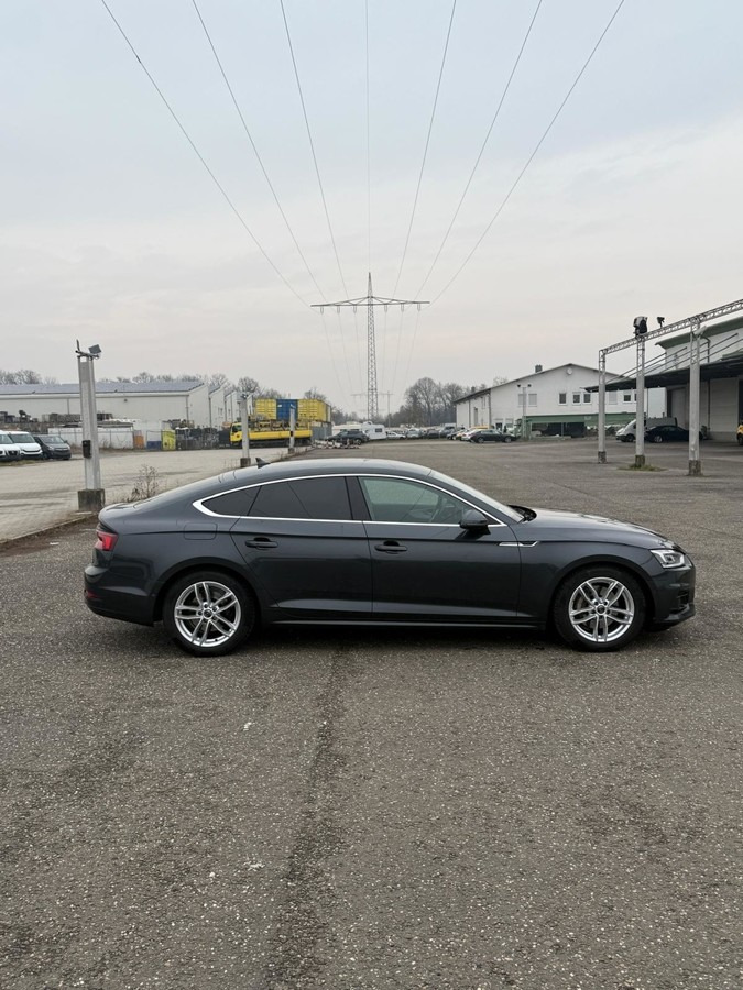 AUDI A5 Sportback 2.0 TDI Schräghecklimousine - Automóvel: foto 4 AUDI A5 Sportback 2.0 TDI Schräghecklimousine - Automóvel: foto 4
