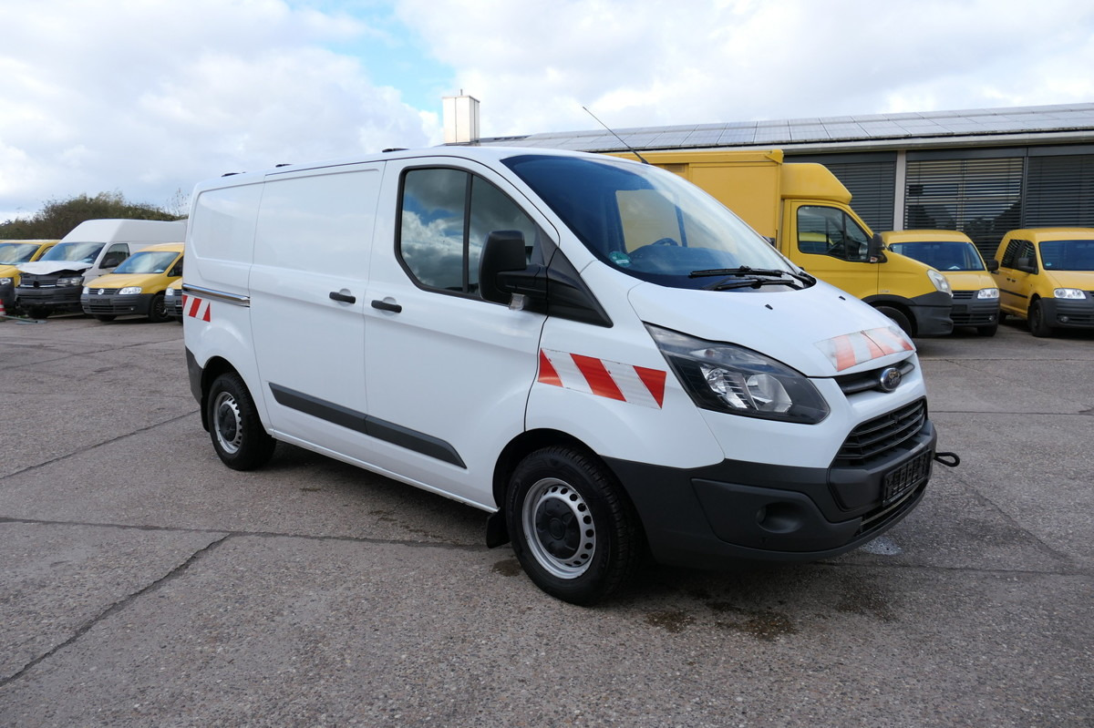 FORD Transit Custom 290 2.0 TDCi KLIMA TEMPOMAT AHK W - Furgão compacto: foto 3 FORD Transit Custom 290 2.0 TDCi KLIMA TEMPOMAT AHK W - Furgão compacto: foto 3