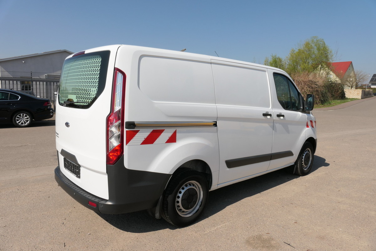 FORD Transit Custom 290 2.0 TDCi KLIMA TEMPOMAT WERKS - Furgão compacto: foto 4 FORD Transit Custom 290 2.0 TDCi KLIMA TEMPOMAT WERKS - Furgão compacto: foto 4