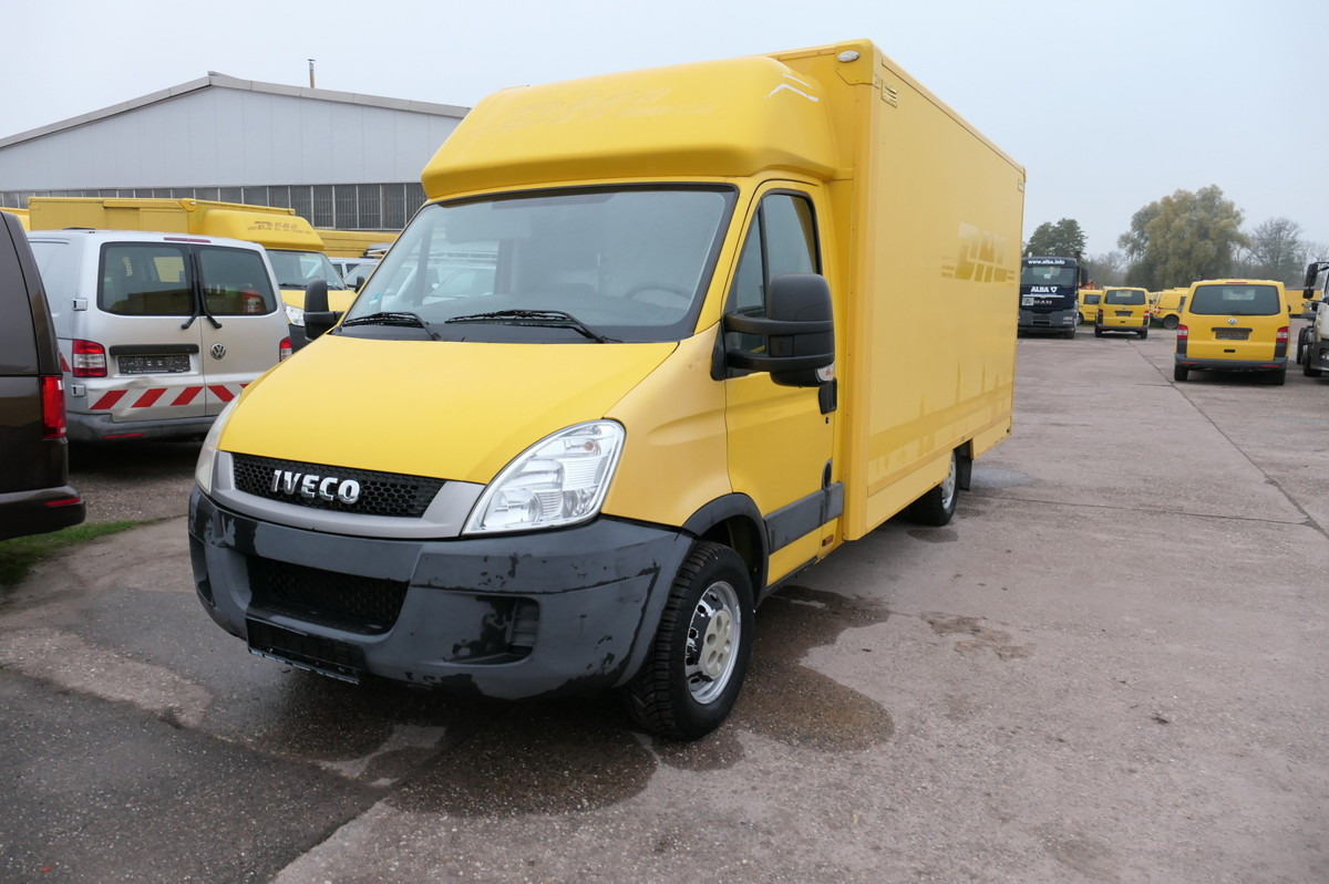 IVECO Daily 35 S11 C30C AUTOMATIK KAMERA MAXI Regale D - Carrinha de contentor: foto 2 IVECO Daily 35 S11 C30C AUTOMATIK KAMERA MAXI Regale D - Carrinha de contentor: foto 2