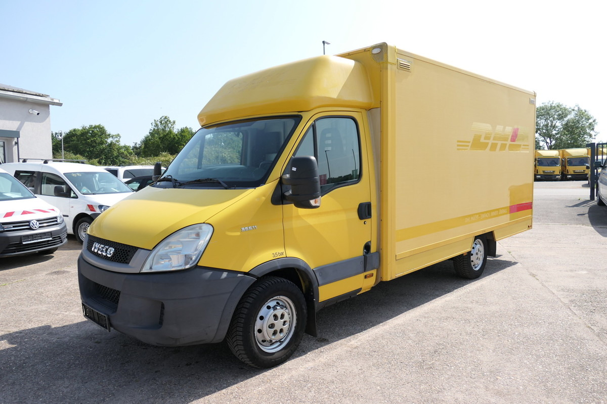 IVECO Daily 35 S11 C30C AUTOMATIK KAMERA MAXI Regale L - Carrinha de contentor: foto 1 IVECO Daily 35 S11 C30C AUTOMATIK KAMERA MAXI Regale L - Carrinha de contentor: foto 1