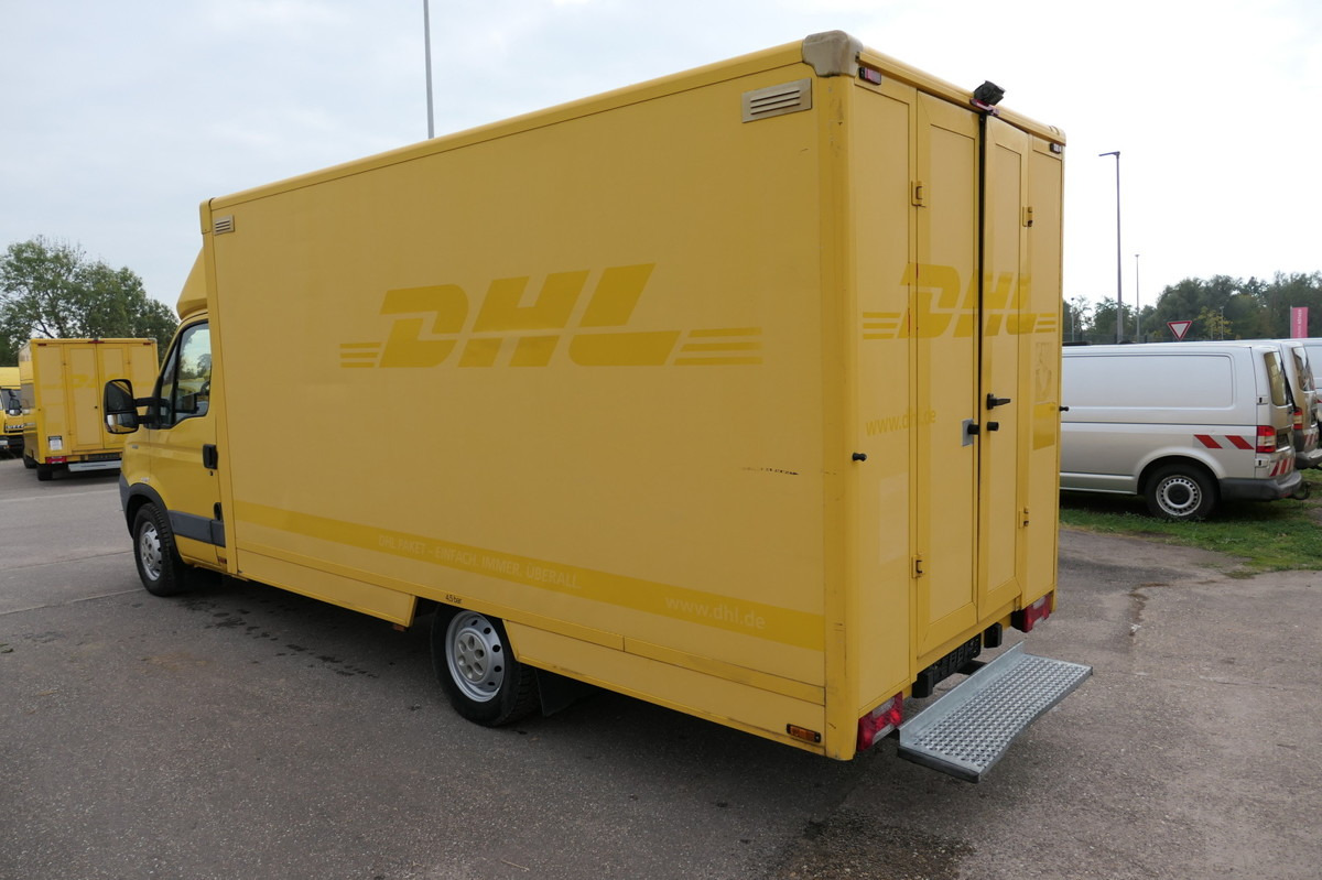 IVECO Daily 35 S11 C30C AUTOMATIK KAMERA Regale LUFT - Carrinha de contentor: foto 4 IVECO Daily 35 S11 C30C AUTOMATIK KAMERA Regale LUFT - Carrinha de contentor: foto 4