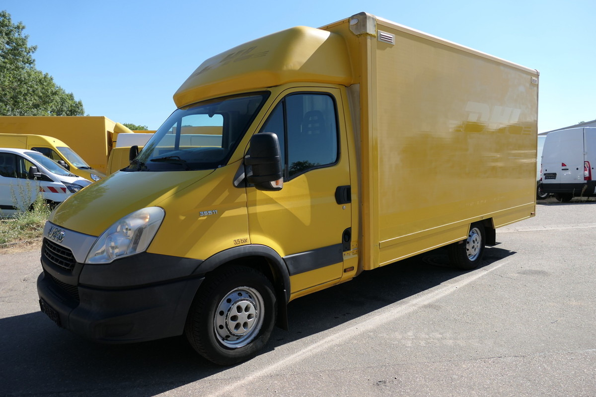 IVECO Daily 35 S11 C30C AUTOMATIK KAMERA Regale LUFT D - Carrinha de contentor: foto 1 IVECO Daily 35 S11 C30C AUTOMATIK KAMERA Regale LUFT D - Carrinha de contentor: foto 1