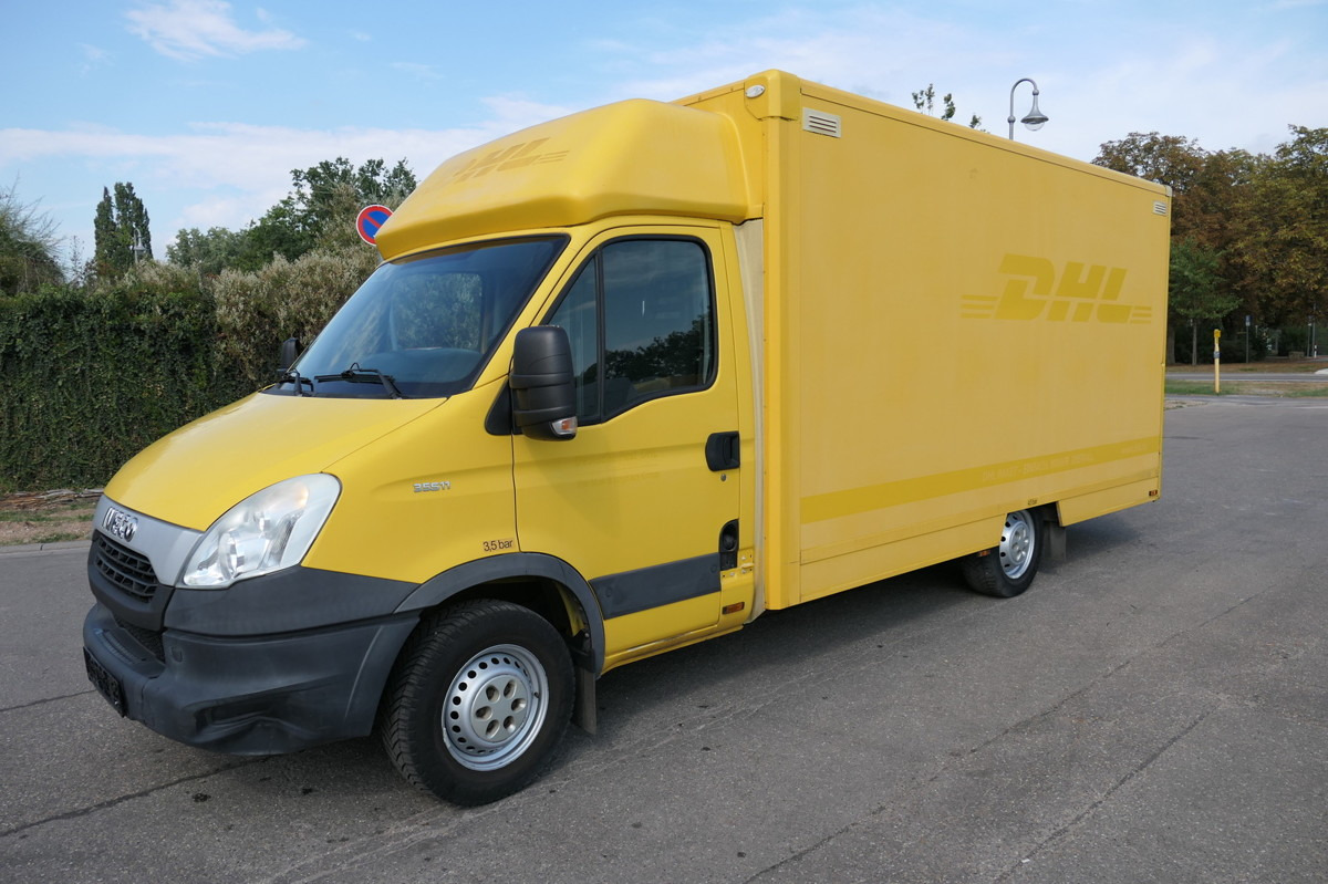 IVECO Daily 35 S11 C30C AUTOMATIK KAMERA Regale LUFT D - Carrinha de contentor: foto 1 IVECO Daily 35 S11 C30C AUTOMATIK KAMERA Regale LUFT D - Carrinha de contentor: foto 1