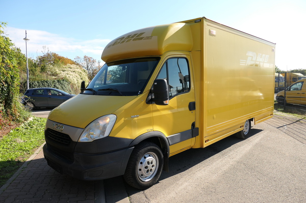 IVECO Daily 35 S11 C30C AUTOMATIK KAMERA Regale LUFT D - Carrinha de contentor: foto 1 IVECO Daily 35 S11 C30C AUTOMATIK KAMERA Regale LUFT D - Carrinha de contentor: foto 1
