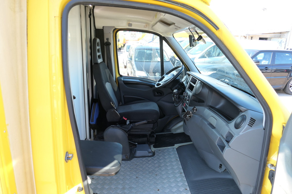 IVECO Daily 35 S11 C30C AUTOMATIK KAMERA Regale LUFT D - Carrinha de contentor: foto 5 IVECO Daily 35 S11 C30C AUTOMATIK KAMERA Regale LUFT D - Carrinha de contentor: foto 5