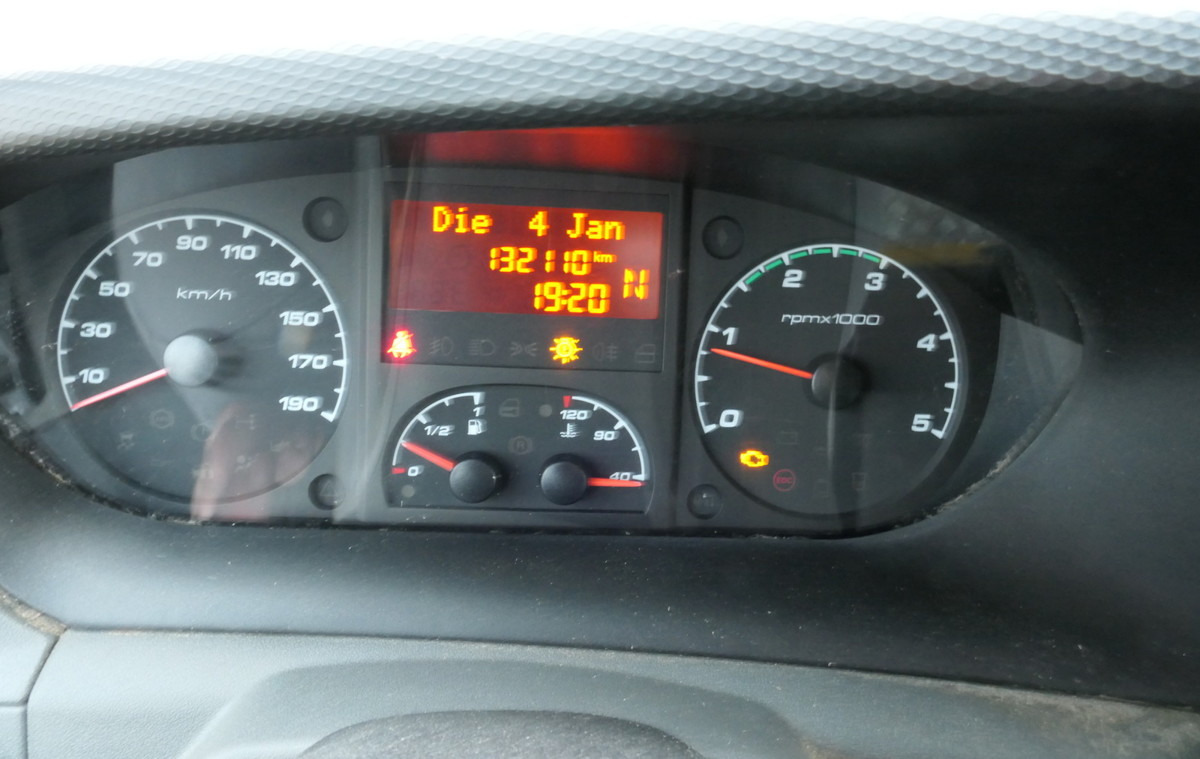 Leasing de IVECO Daily 35 S11 C30C AUTOMATIK KAMERA Regale LUFT D IVECO Daily 35 S11 C30C AUTOMATIK KAMERA Regale LUFT D: foto 11 Leasing de IVECO Daily 35 S11 C30C AUTOMATIK KAMERA Regale LUFT D IVECO Daily 35 S11 C30C AUTOMATIK KAMERA Regale LUFT D: foto 11