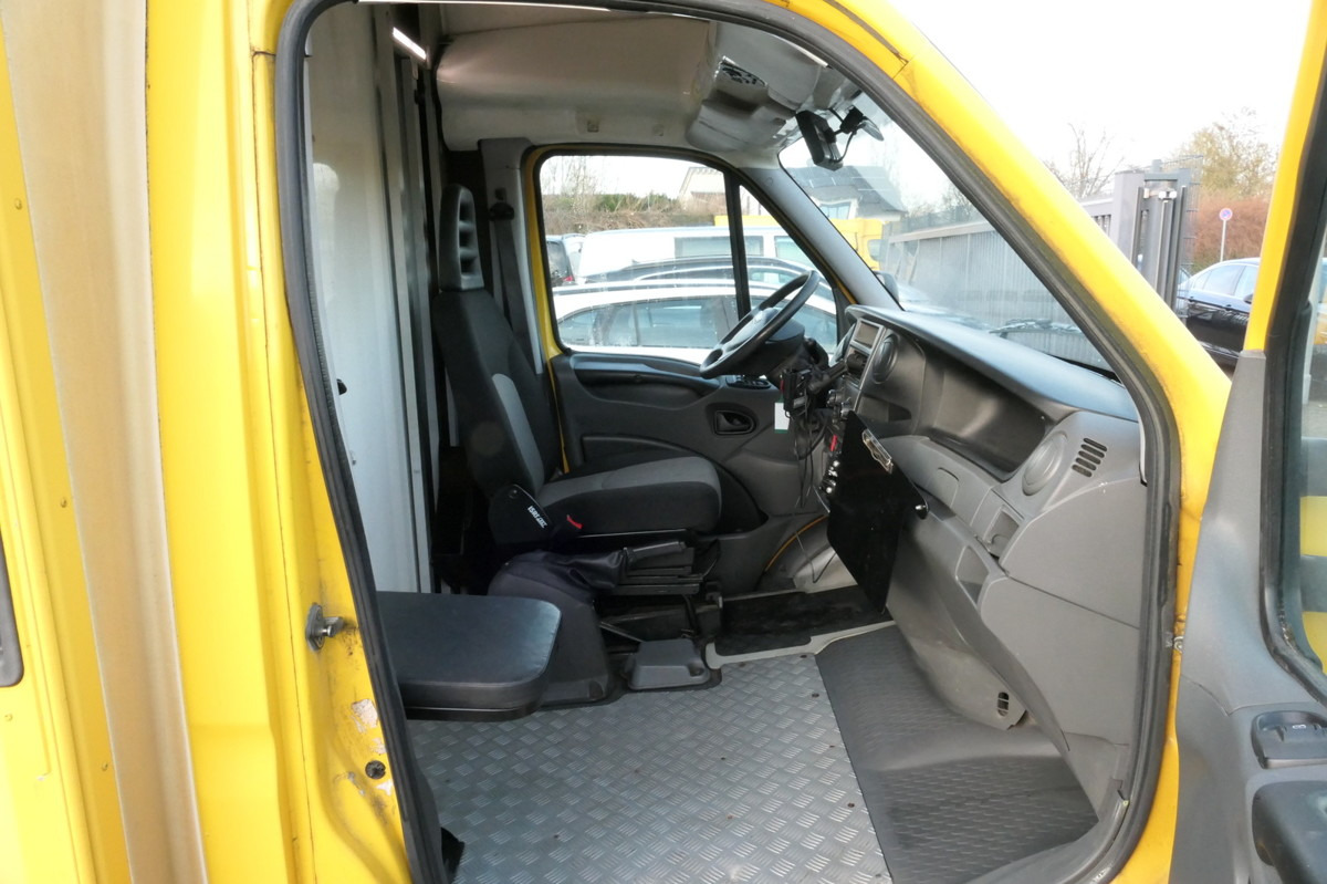 IVECO Daily 35 S11 C30C AUTOMATIK KAMERA Regale LUFT D - Carrinha de contentor: foto 5 IVECO Daily 35 S11 C30C AUTOMATIK KAMERA Regale LUFT D - Carrinha de contentor: foto 5