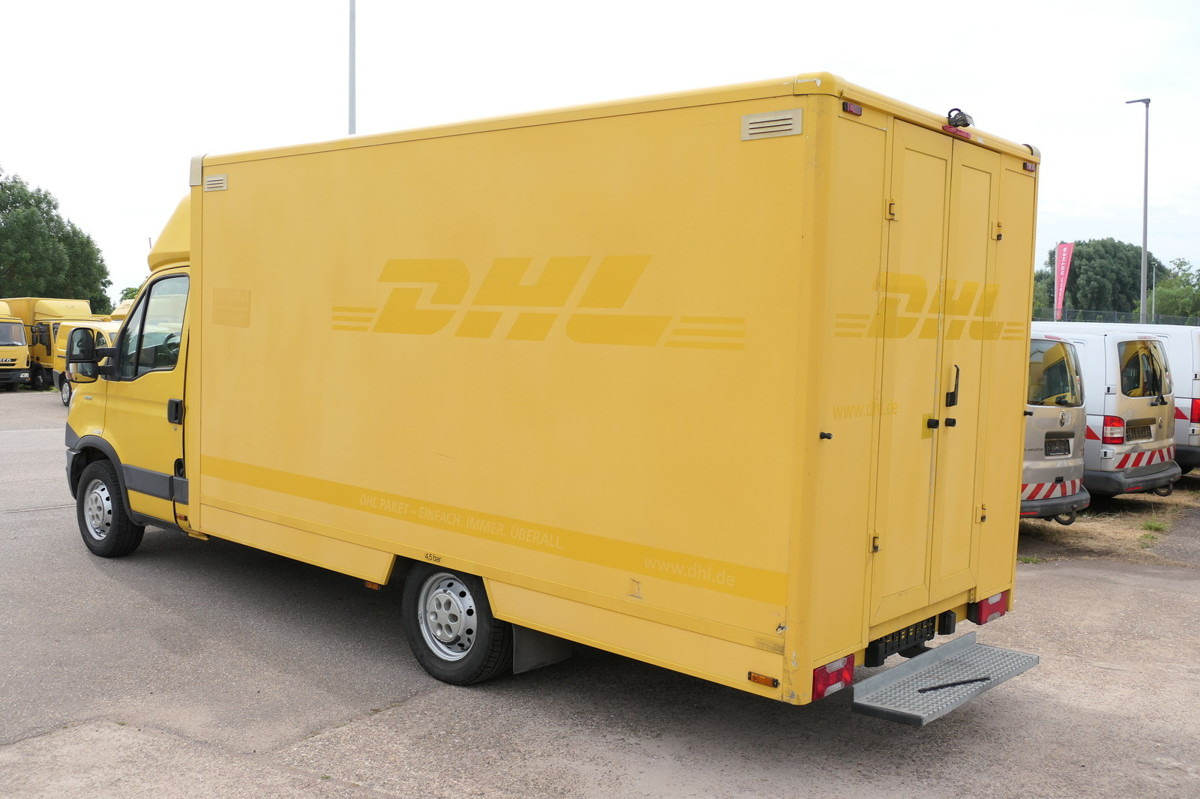 IVECO Daily 35 S11 C30C AUTOMATIK KAMERA Regale LUFT D - Carrinha de contentor: foto 4 IVECO Daily 35 S11 C30C AUTOMATIK KAMERA Regale LUFT D - Carrinha de contentor: foto 4