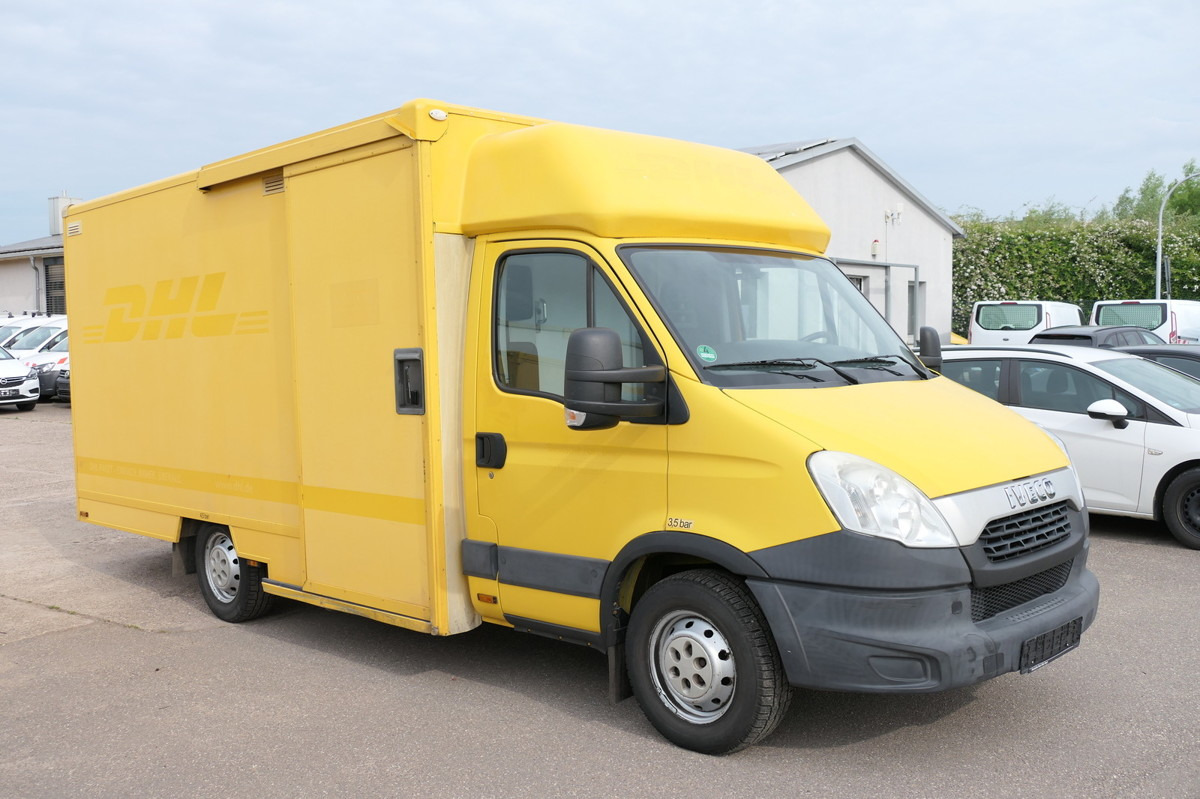 IVECO Daily 35 S11 C30C AUTOMATIK KAMERA Regale LUFT D - Carrinha de contentor: foto 2 IVECO Daily 35 S11 C30C AUTOMATIK KAMERA Regale LUFT D - Carrinha de contentor: foto 2