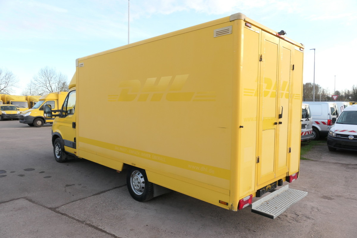 IVECO Daily 35 S11 C30C AUTOMATIK KAMERA Regale LUFT D - Carrinha de contentor: foto 4 IVECO Daily 35 S11 C30C AUTOMATIK KAMERA Regale LUFT D - Carrinha de contentor: foto 4