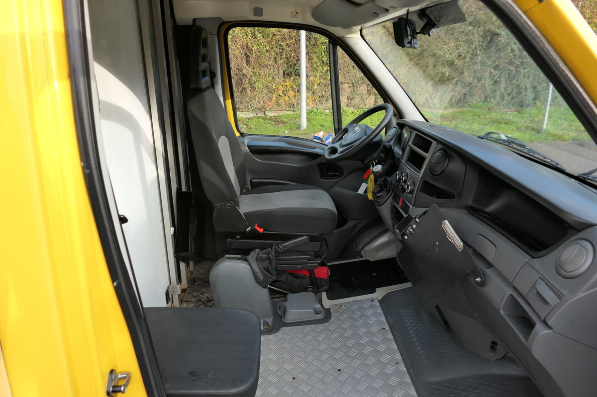 IVECO Daily 35 S11 C30C AUTOMATIK KAMERA Regale LUFT D - Carrinha de contentor: foto 5 IVECO Daily 35 S11 C30C AUTOMATIK KAMERA Regale LUFT D - Carrinha de contentor: foto 5